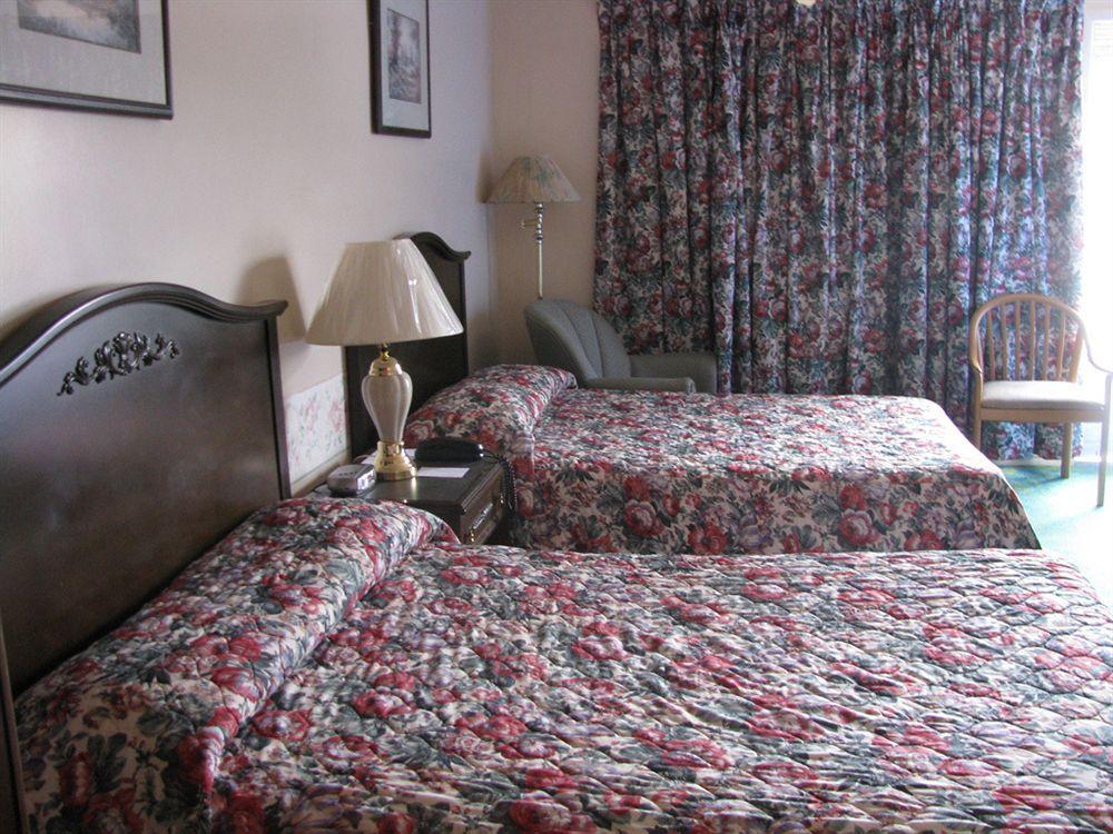 Chipican Motel Sarnia Kültér fotó