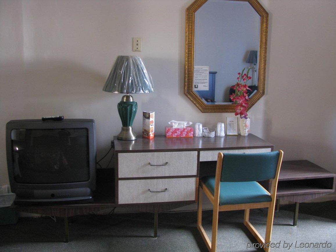 Chipican Motel Sarnia Szoba fotó